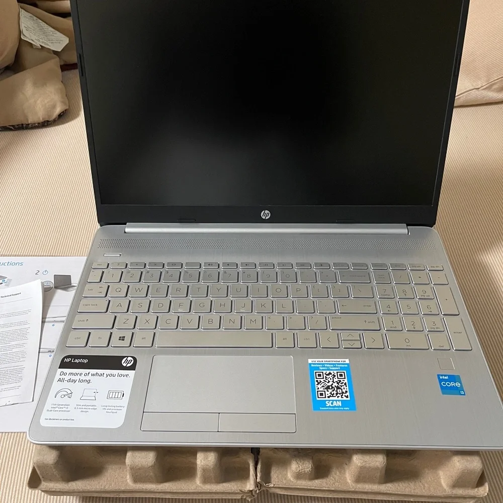 HP - 15.6” Laptop Intel Core i3 - 8GB Memory - 256GB SSD